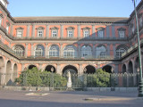 Ingresso laterale verso la Galleria Vittorio Emanuele